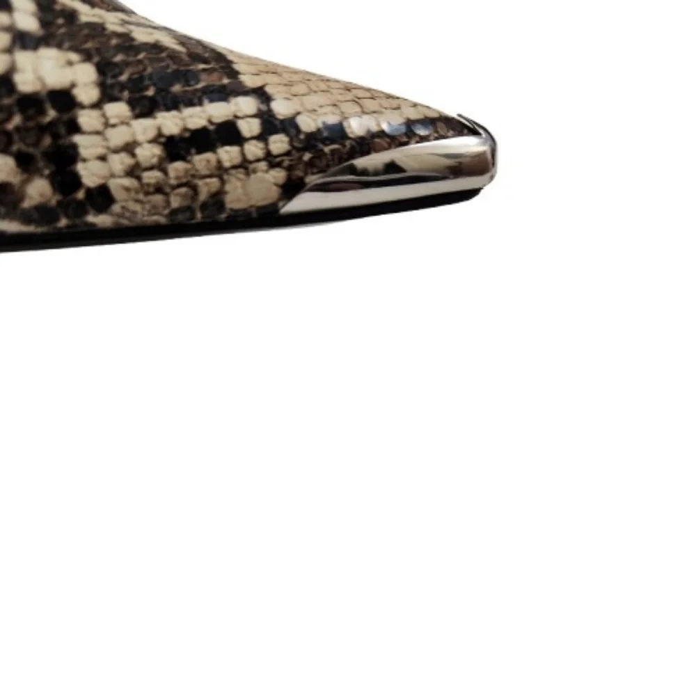 ⬇️Winnie Harlow x Steve Madden Tina Snakeskin Stiletto Boots - Picture 4 of 14